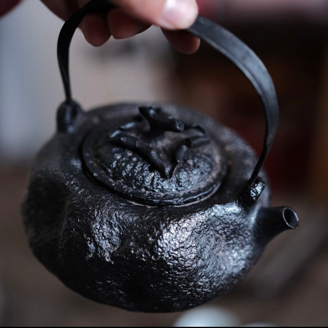 Wood-fired persimmon pot
